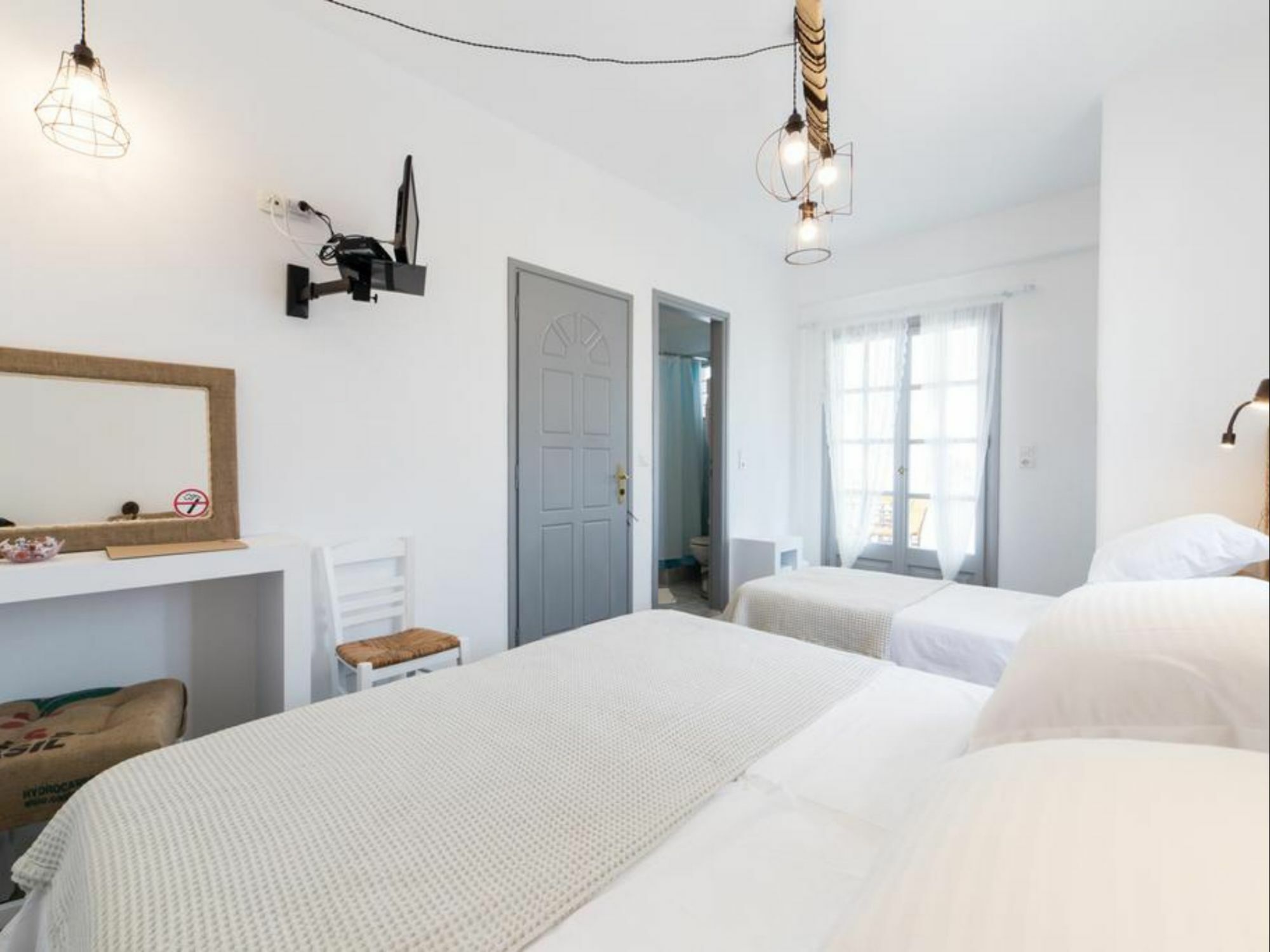 Alikí Evi Rooms מראה חיצוני תמונה
